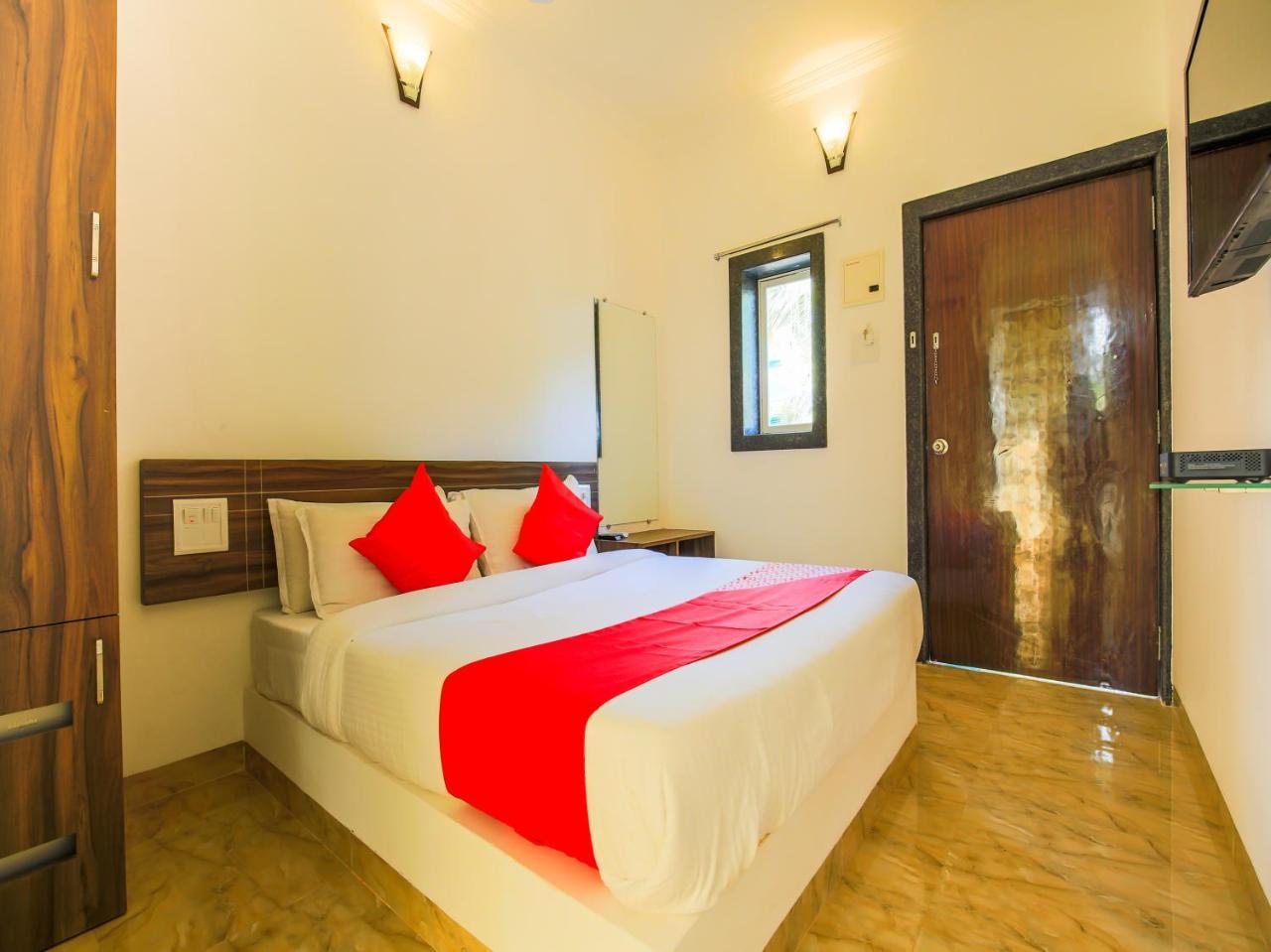 Oyo 24173 La Conceicao Aldeia Morjim Hotel Kültér fotó